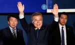 Tân tổng thống Hàn Quốc Moon Jae-in nhậm chức trong bối cảnh đất nước chia rẽ