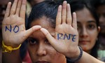 Tòa Ấn Độ cho bé gái 10 tuổi bị cưỡng hiếp được phá thai