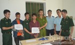 Hai người Lào cắt rừng vận chuyển ma túy vào Việt Nam