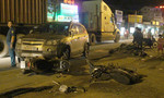Ô tô tông hàng loạt xe máy trong đêm ở ven Sài Gòn