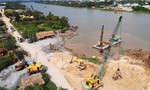 Khẩn trương khắc phục hiện trường vụ sạt lở 1.250m2 tại bờ sông Sài Gòn