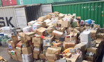 Hàng ngàn bộ bát đĩa Nhật trong 2 container ở cảng Cát Lái