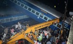 Tàu hỏa trật đường ray ở Ấn Độ khiến ít nhất 23 người thiệt mạng