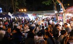 Các công viên ở Sài Gòn: "Bội thực" với hội chợ, lễ hội
