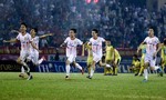 Nam Định ở lại V-League sau loạt luân lưu cân não với Hà Nội B