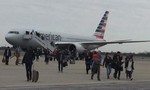 Sân bay Mỹ đóng cửa đường băng vì lo ngại an ninh