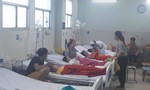 30 trẻ em ở Sài Gòn nhập viện sau khi ăn bánh mì