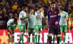 Messi lập cú đúp, Barca vẫn trắng tay trên sân Nou Camp