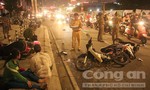 Tài xế ôtô tông hàng loạt xe máy ở Sài Gòn đạp nhầm chân ga