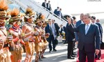 Thủ tướng đến Papua New Guinea tham dự Hội nghị APEC 26