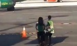Clip nữ hành khách vượt rào an ninh vì trễ chuyến bay
