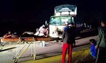 Ba người cùng gia đình tử vong thương tâm sau cú xe tải tông xe máy