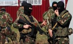 Hai kẻ khủng bố bị tiêu diệt sau khi tấn công cảnh sát Nga bằng lựu đạn