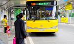 Hai tuyến xe buýt miễn phí đi sân bay Tân Sơn Nhất dịp Tết