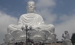 Viếng tượng Phật ngồi cao nhất Đông Nam Á