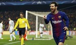 Messi đi vào lịch sử Champions League