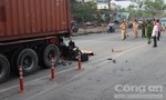 Chạy xe máy vào làn ô tô ở Sài Gòn, người nước ngoài tử vong