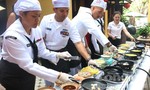 Xem sĩ quan, thủy thủ Hải quân Mỹ trổ tài nấu món ăn Việt Nam