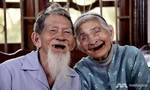 Cặp vợ chồng già trồng rau ở Hội An lên báo Singapore