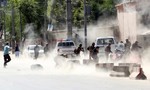 IS đánh bom kép ở Afghanistan khiến 31 người chết, trong đó có 9 nhà báo