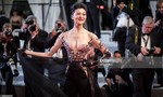 'Thảm đỏ Cannes' xuất hiện nhiều chiêu trò phản cảm