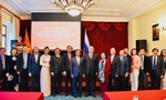 Đoàn lãnh đạo TP.HCM dâng hương Chủ tịch Hồ Chí Minh tại Nga