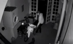 Chủ vắng nhà, trộm lấy một lúc 5 xe máy ở Sài Gòn