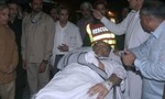 Bộ trưởng Nội vụ Pakistan bị ám sát, thoát chết trong gang tấc