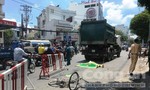Xe chở rác cán chết người phụ nữ đi xe đạp ở Sài Gòn