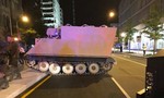 Binh sĩ Mỹ đánh cắp xe thiết giáp quân sự chạy trốn