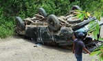 Vụ lật xe gỗ lậu 2 người chết: Đình chỉ 4 cán bộ quản lý bảo vệ rừng