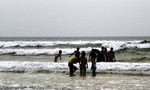 Tắm biển, 3 người chết và mất tích