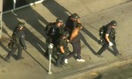 Bắt cóc con tin ở Los Angeles: 7 người thương vong