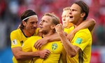 Thắng may mắn Thụy Sỹ, Thụy Điển vào tứ kết sau 24 năm