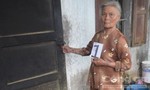 Bắt cụ bà 70 tuổi liên tiếp cạy cửa nhà dân khoắng tài sản