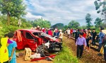 Tài xế ô tô tử vong trong ca bin sau cú tông của tàu hỏa