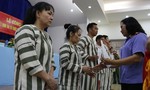 Hơn 20 phạm nhân ở Trại tạm giam Chí Hòa được đoàn tụ với gia đình
