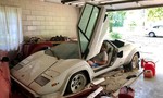 Siêu xe Lamborghini Countach hoang phế trong kho của gia đình