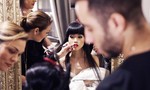Jessica Minh Anh mang thời trang Việt đến Paris