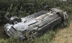 Clip Tổng thống Moldova bị thương vì tai nạn xe hơi