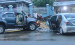 Hai ô tô đối đầu, 2 người chết, 6 người bị thương