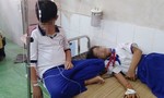 Nuốt dung dịch nước xúc miệng, hơn 40 học sinh nhập viện