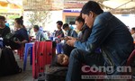 Hành khách vạ vật tại ga Biên Hoà vì sự cố tàu hỏa