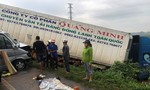 Xe container tông xe khách chở thầy chùa, 13 người thương vong