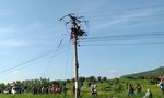 Công nhân bị điện giật tử vong khi thi công đường dây 22kV
