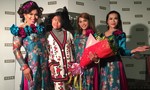 Khán giả quốc tế đón nhận đoàn lô tô của Việt Nam