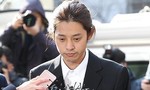 Jung Joon Young đến sở cảnh sát khai vụ tung clip sex