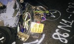 Ôtô tông xe máy qua đường, vợ chết chồng bị thương
