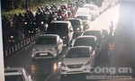 Bốn ô tô “dồn toa” trong đường hầm sông Sài Gòn