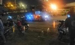 Xe đầu kéo ôm cua tông xe máy ở Sài Gòn, hai người chết thảm
